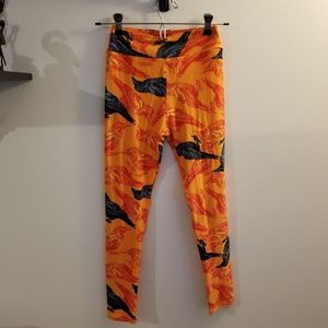 LuLaRoe halloween raven leggings